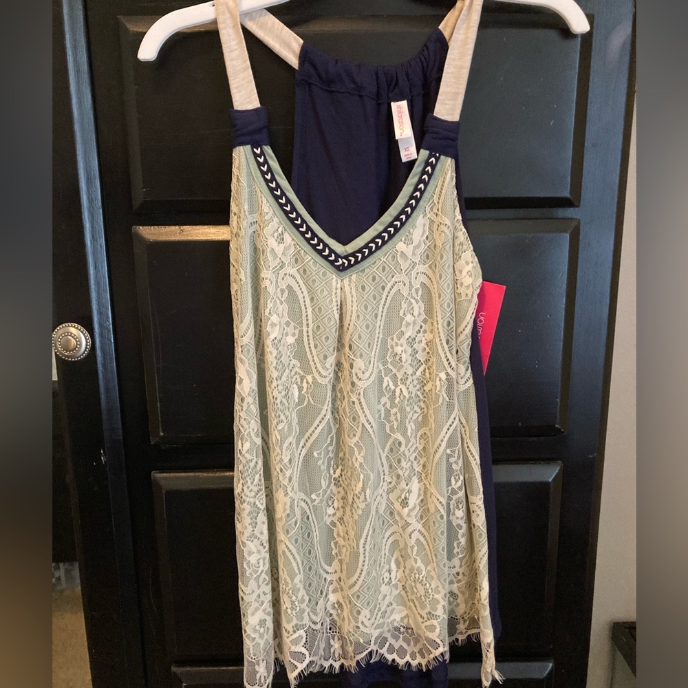 NWT lace tank top! Brand new! XS